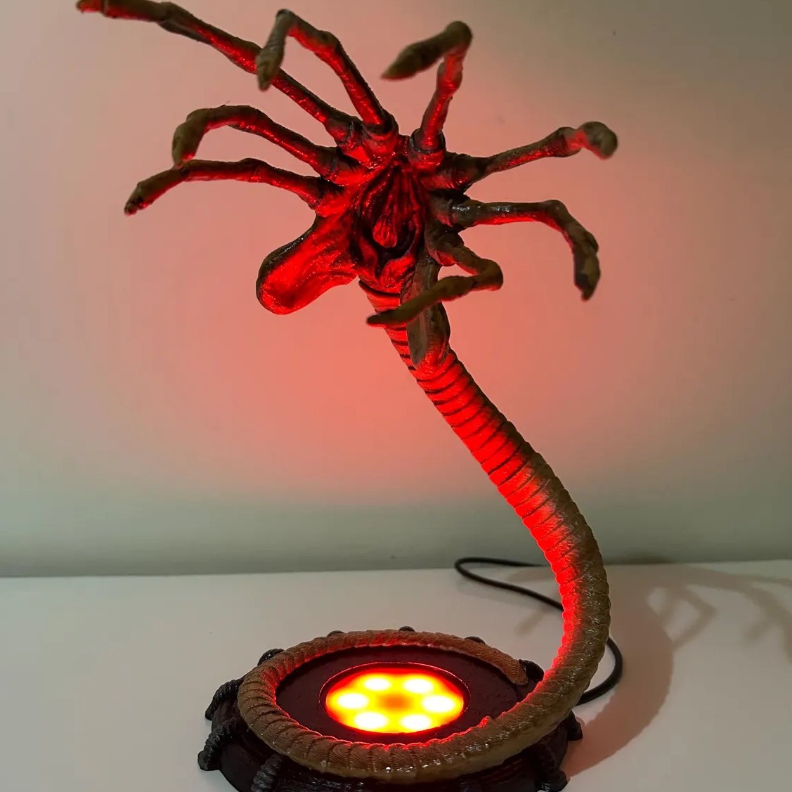 Alien Facehugger Lamp Nightlig - огляд і ціна Lighting Decor For Home