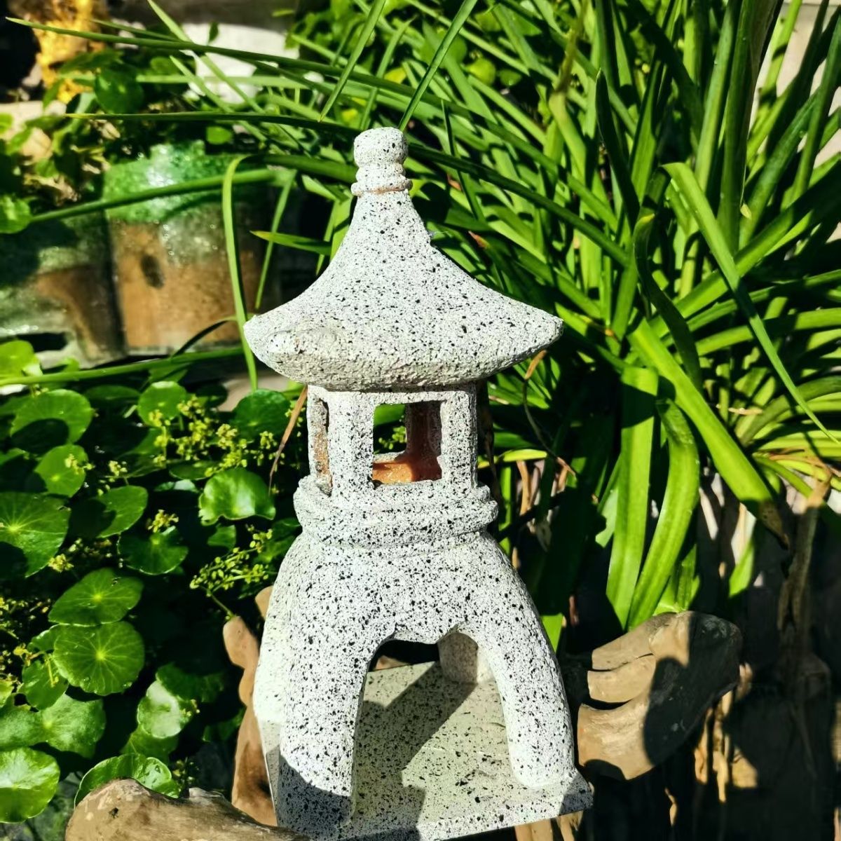 Pagoda Solar Decor Garden Ligh - огляд і ціна Japanese Lighting Decor